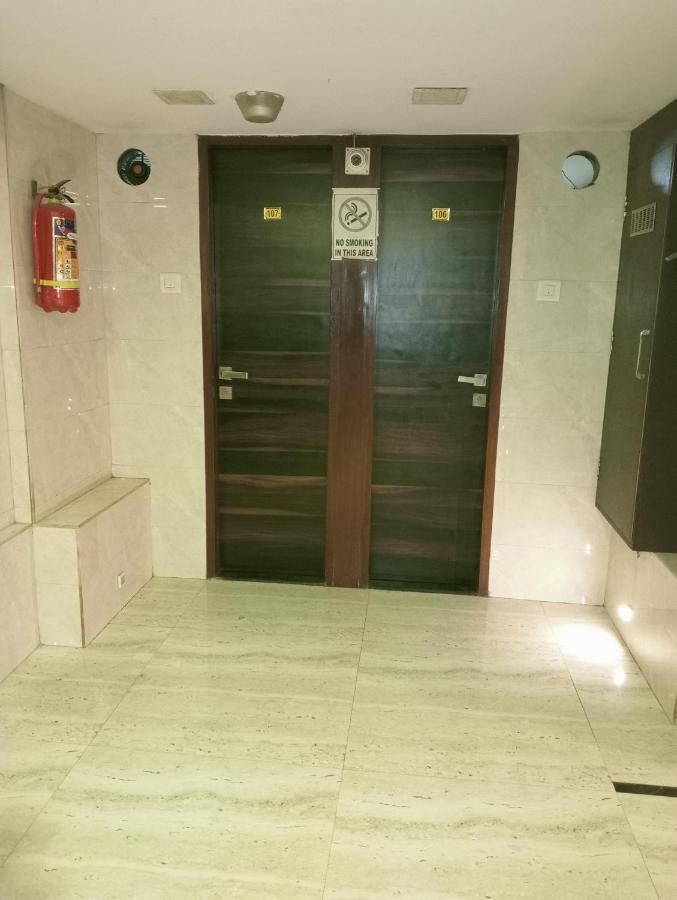 Hotel Qamar Mumbai Exteriör bild