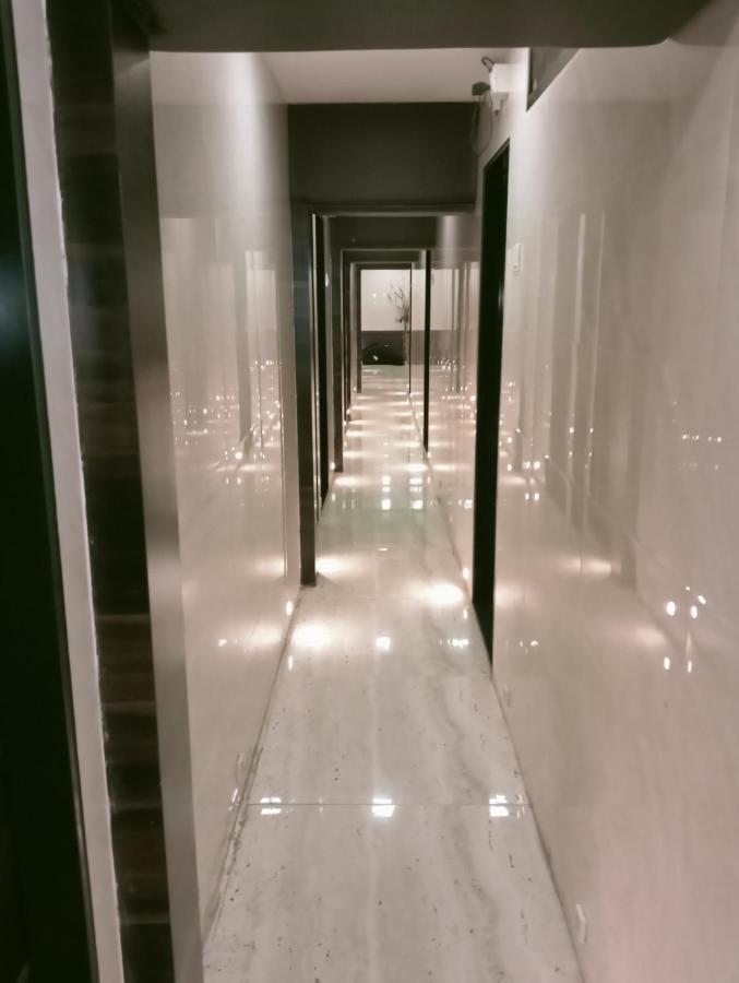 Hotel Qamar Mumbai Exteriör bild