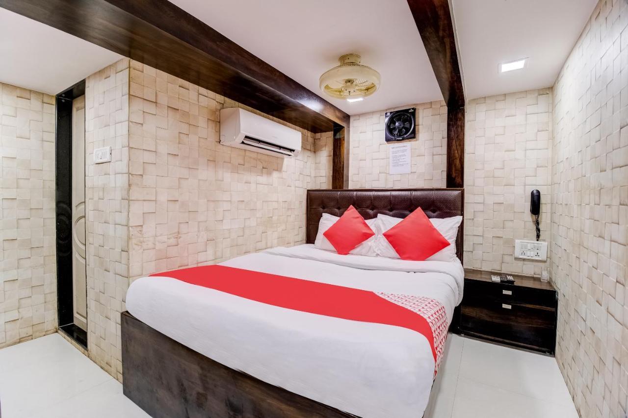 Hotel Qamar Mumbai Exteriör bild
